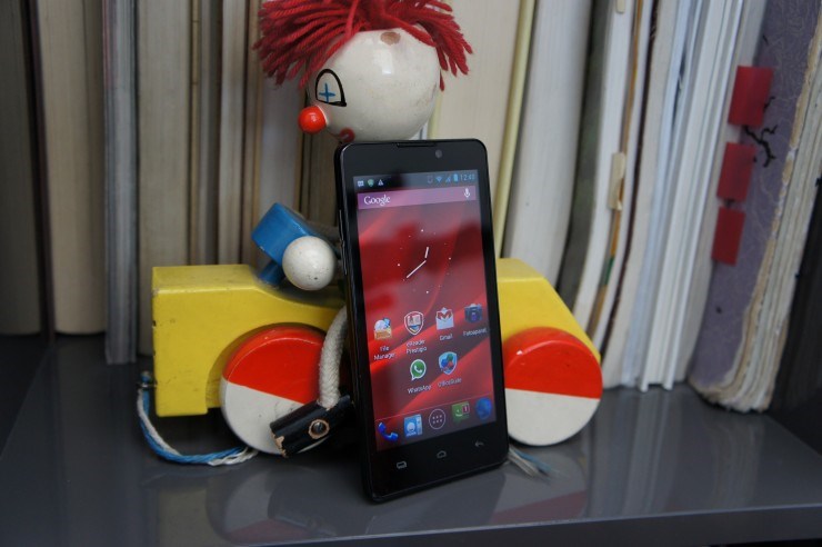 Prestigio MultiPhone PAP4505  (09).JPG